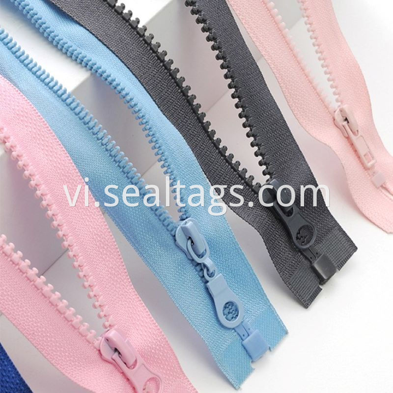 Seperating Zipper For Garments